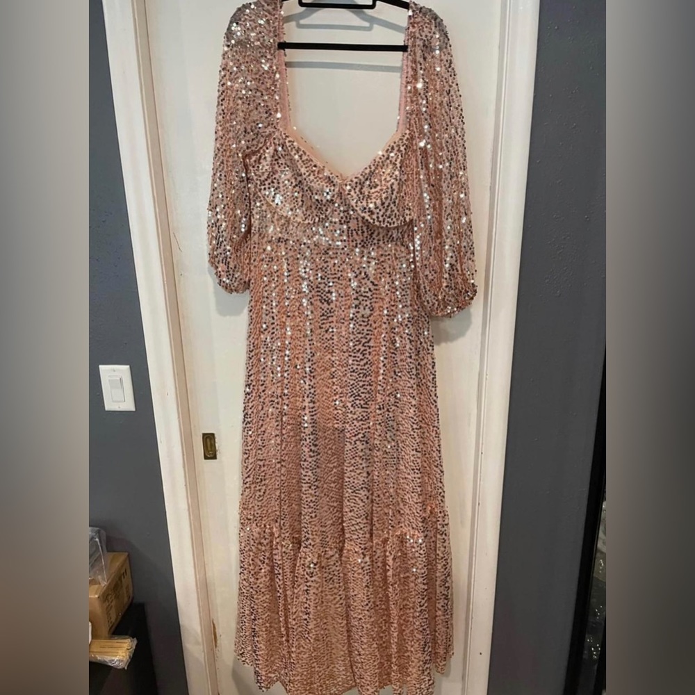 BNWT Selkie 3X Rose Gold Sequin Princess Gown